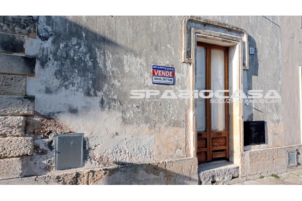 Caprarica di Lecce - Soluzione indipendente con giardino da ultimare